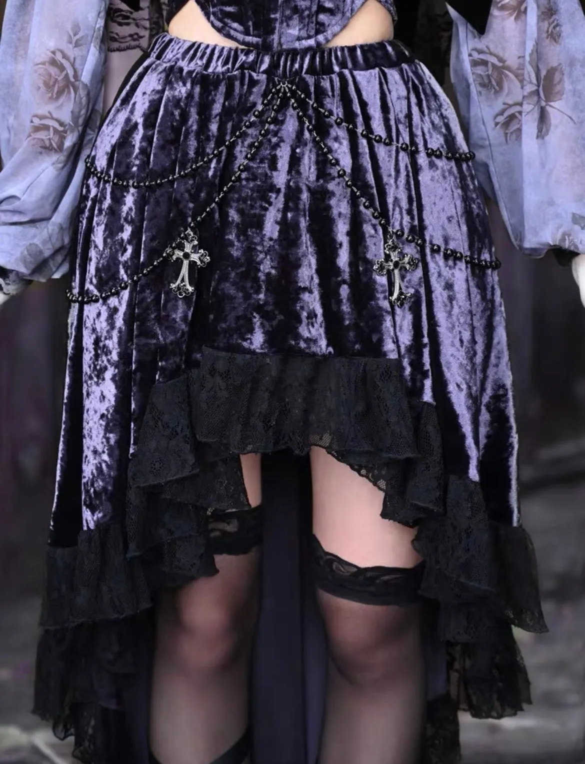 [Blood Supply] Moon Goddess Velvet Trailing Lace Skirt