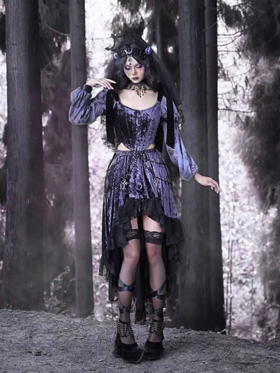 [Blood Supply] Moon Goddess Velvet Trailing Lace Skirt