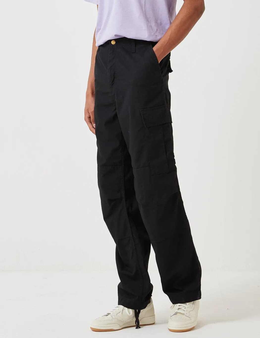 Carhartt-WIP Cargo Pants (Relaxed Fit) - Black