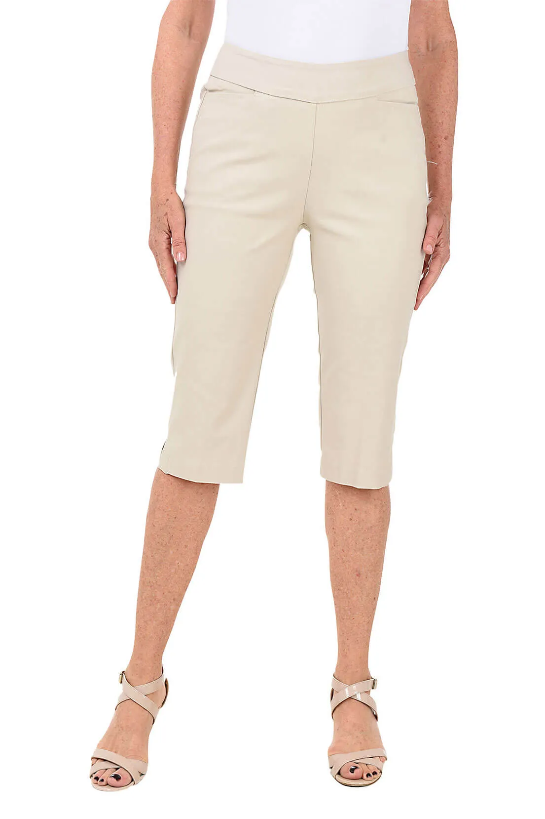 Pull-On Clamdigger Crop Pant