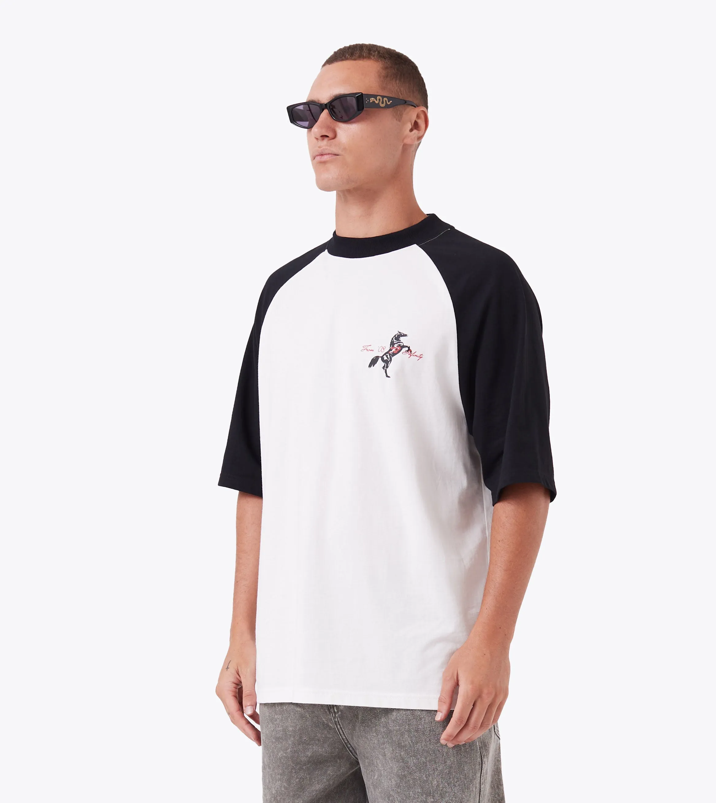 Steed Raglan Lounge Tee Vintage White/Black